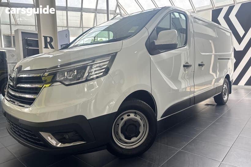 White 2025 Renault Trafic Van L1 Swb Premium