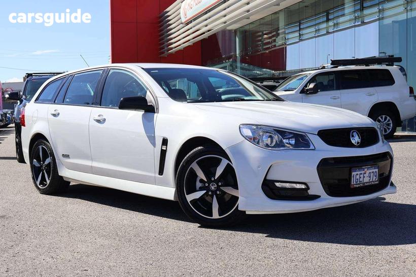 White 2016 Holden Commodore Sportswagon Sv6 Black Pack