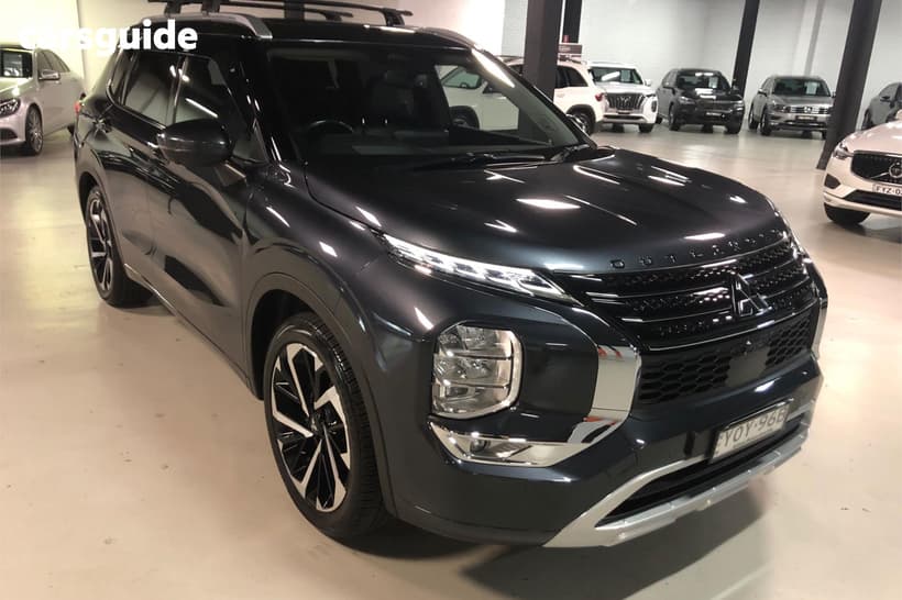 Grey 2024 Mitsubishi Outlander Wagon Exceed 7 Seat (Awd)
