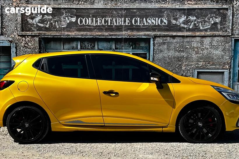 Yellow 2017 Renault Clio Hatchback Rs 200 Cup