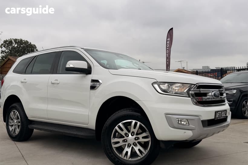 White 2015 Ford Everest Wagon Trend