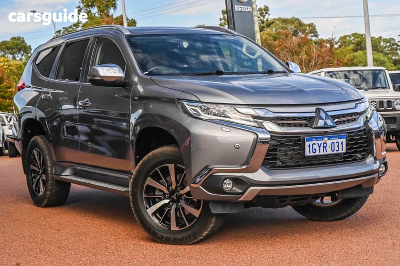Grey 2018 Mitsubishi Pajero Sport Wagon Exceed (4X4) 7 Seat
