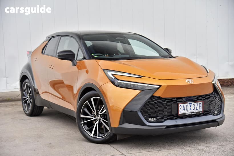 Black 2024 Toyota C-HR Wagon Koba Hybrid
