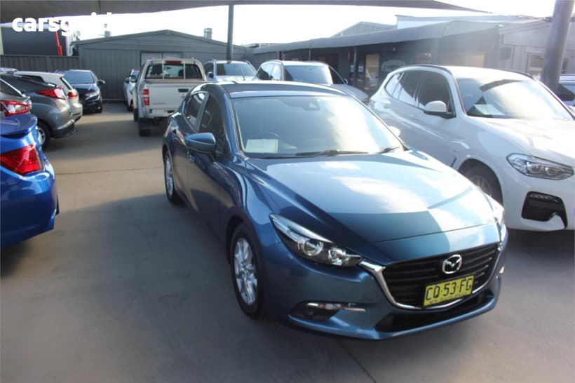 Blue 2018 Mazda 3 Hatchback Maxx Sport