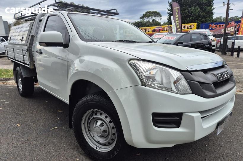 White 2012 Isuzu D-MAX Cab Chassis Sx (4X4)