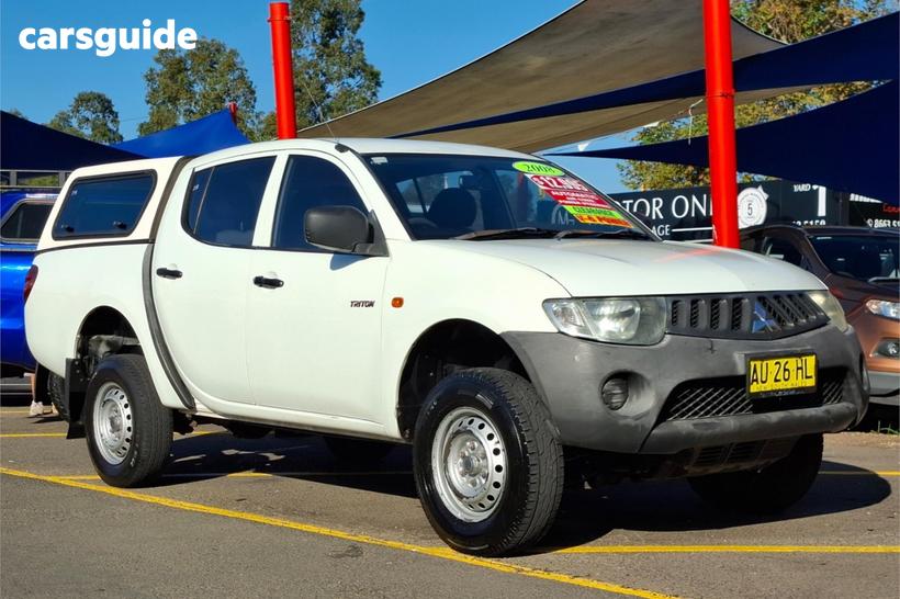 White 2008 Mitsubishi Triton Double Cab Utility Glx