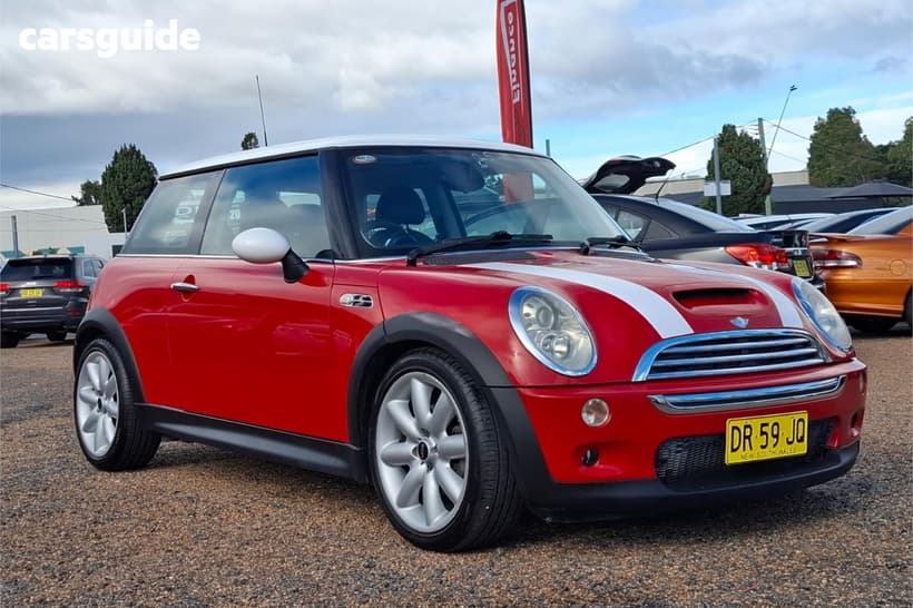 Red 2005 Mini Hatch Hatch COOPER S F