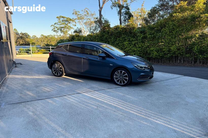 Blue 2016 Holden Astra Hatchback Rs-V
