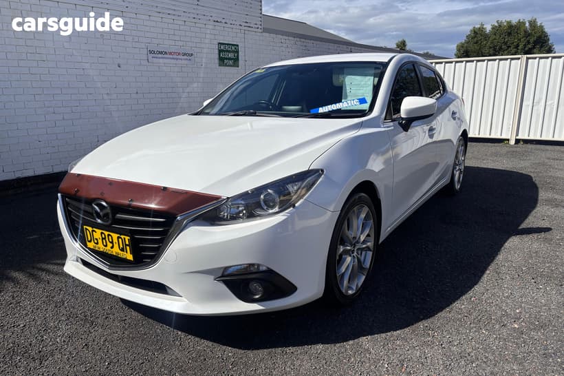 Silver 2014 Mazda 3 Sedan Sp25