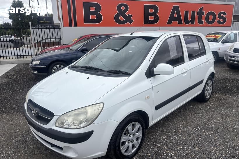 White 2010 Hyundai Getz Hatchback Sx