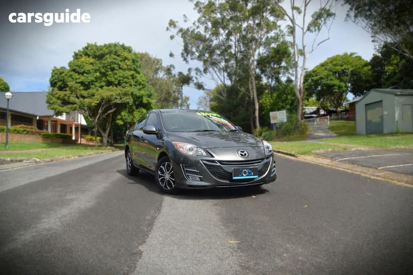 Grey 2011 Mazda 3 Sedan Neo