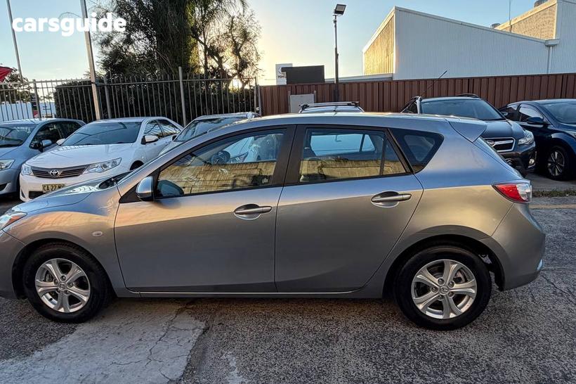 Silver 2011 Mazda 3 Hatchback Neo