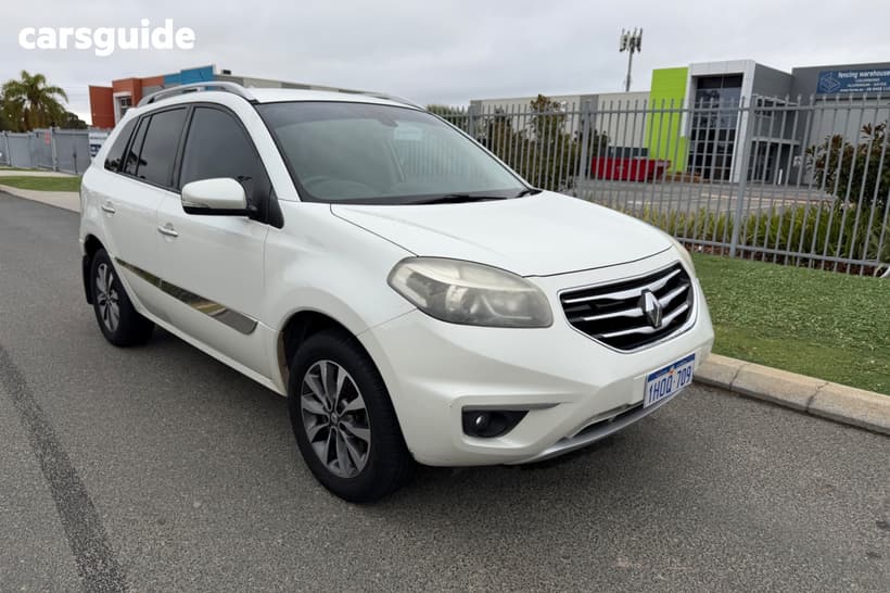 White 2012 Renault Koleos Wagon Dynamique (4X4)