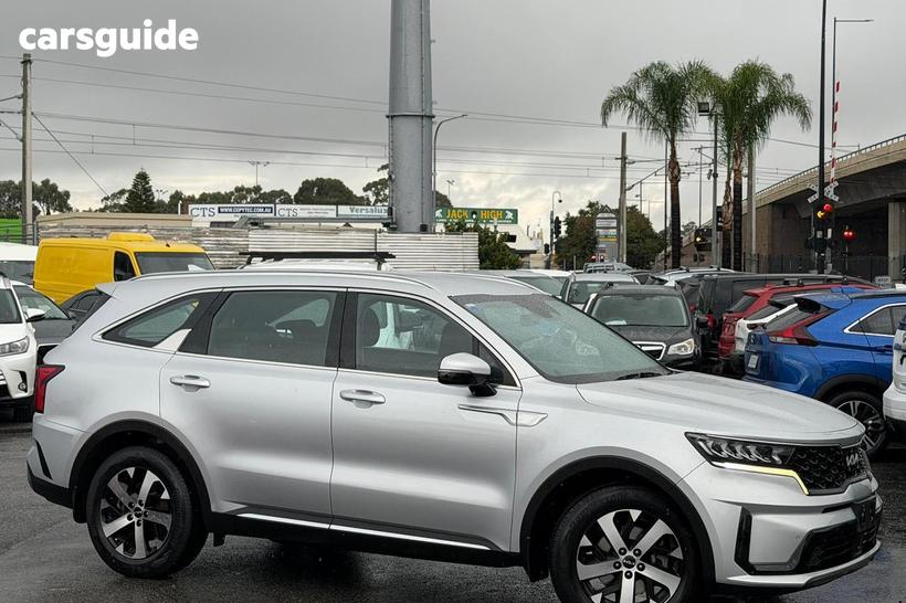 Silver 2022 Kia Sorento Wagon Sport 7 Seat