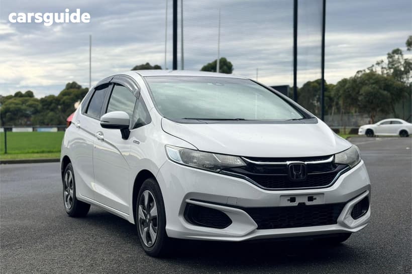 White 2018 Honda Fit Hatch F