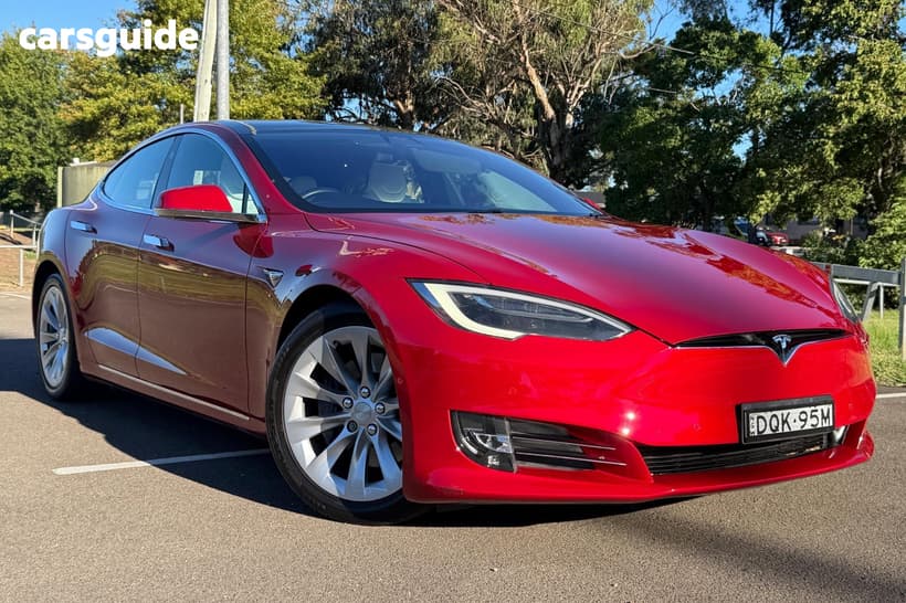 Red 2017 Tesla Model S Hatchback 75D