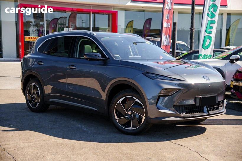 Grey 2025 MG MGS5 EV Wagon Essence 49