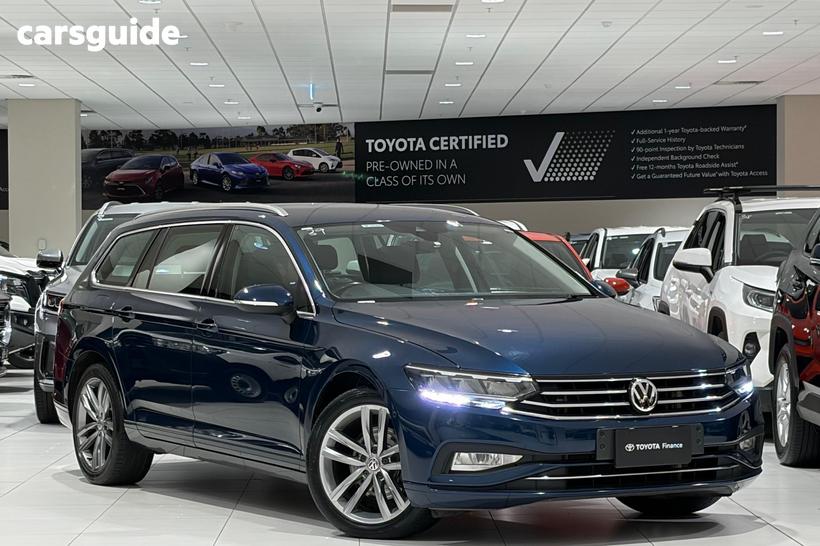 Blue 2020 Volkswagen Passat Wagon 140Tsi Business