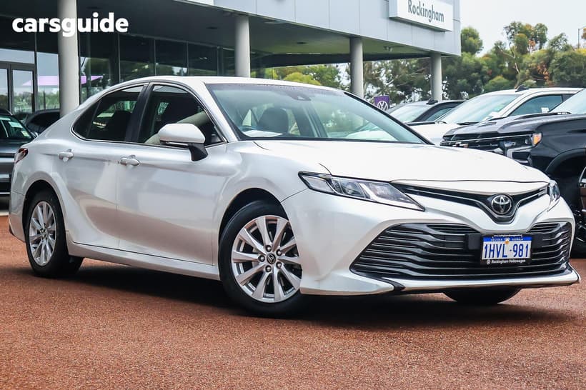 White 2019 Toyota Camry Sedan Ascent