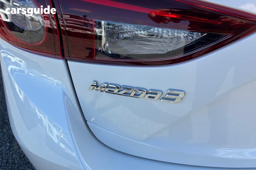 White 2017 Mazda 3 Hatchback Maxx