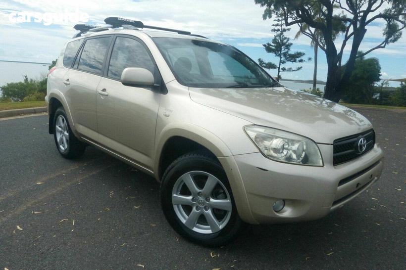 Gold 2006 Toyota RAV4 SUV CRUISER L