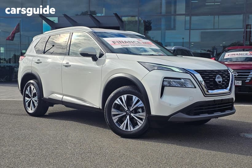 White 2025 Nissan X-Trail Wagon St-L (4Wd)
