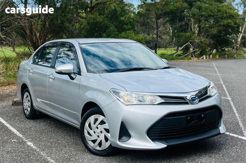 Silver 2020 Toyota Corolla Sedan HYBRID EX