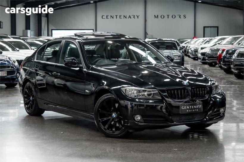 Black 2009 BMW 323I Sedan