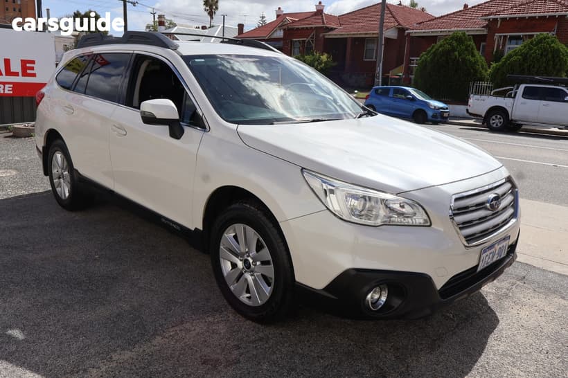 White 2016 Subaru Outback Wagon 2.0D