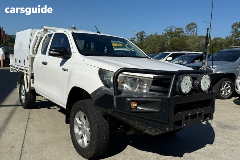 White 2015 Toyota Hilux X Cab Cab Chassis Workmate (4X4)