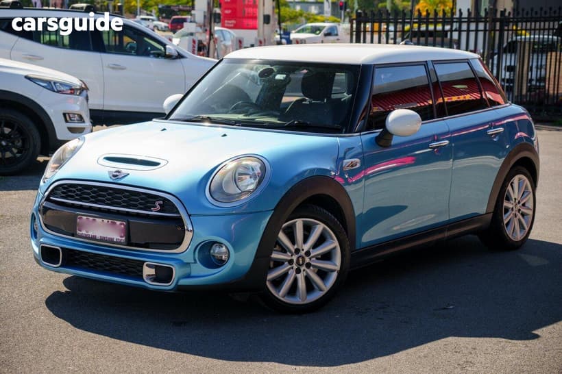 Blue 2016 Mini Cooper Hatchback S 5D Hatch