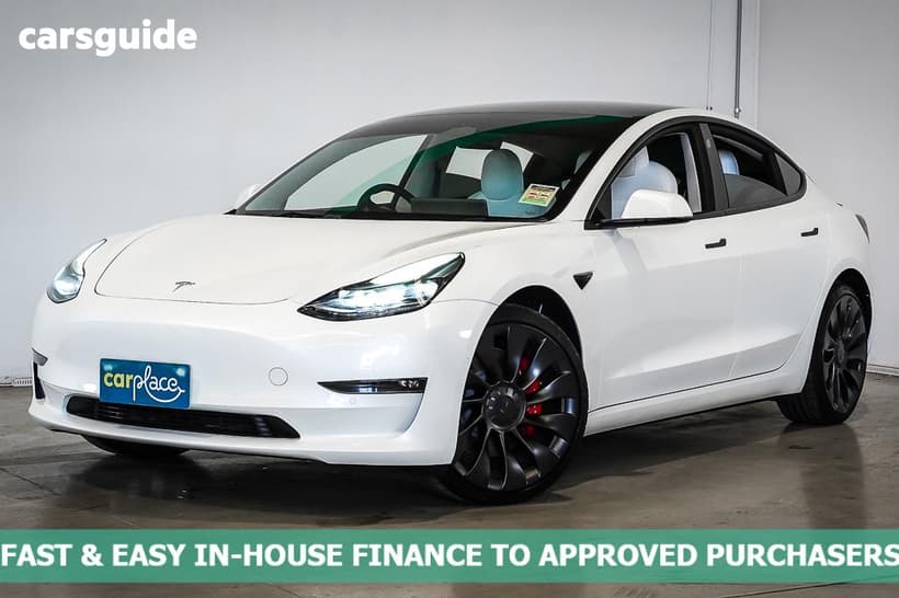 White 2022 Tesla Model 3 Sedan Performance