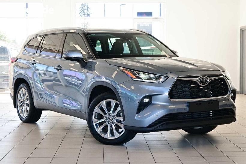 Blue 2022 Toyota Kluger Wagon Grande 2Wd