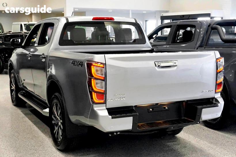 Silver 2026 Isuzu D-MAX Crew Cab Utility Ls-U+ (4X4)