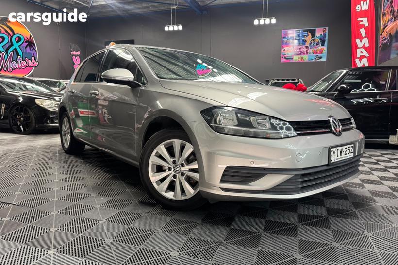 Silver 2018 Volkswagen Golf Hatchback 110 Tsi Trendline