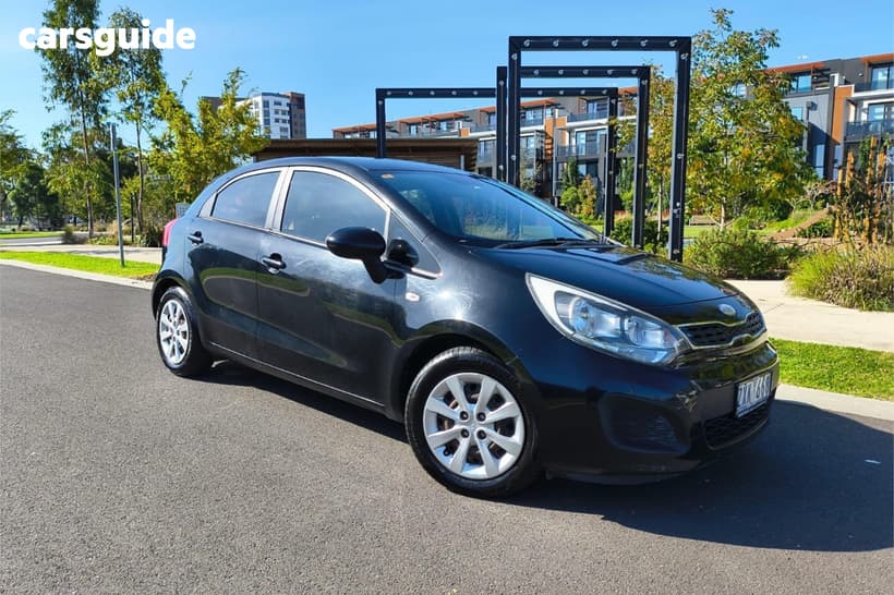 Black 2013 Kia RIO Hatchback S