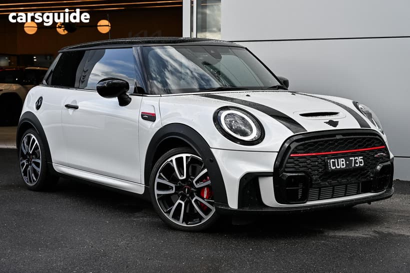 White 2023 Mini Cooper Hatchback Jcw Classic 3D Hatch