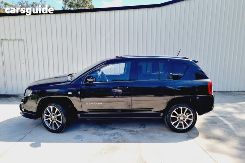 Black 2014 Jeep Compass Wagon Limited (4X4)