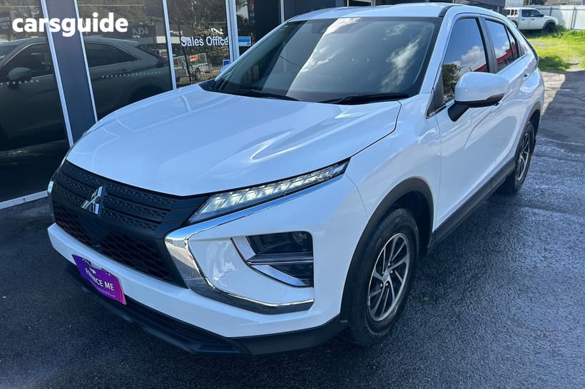 White 2023 Mitsubishi Eclipse Cross Wagon Es (2Wd)