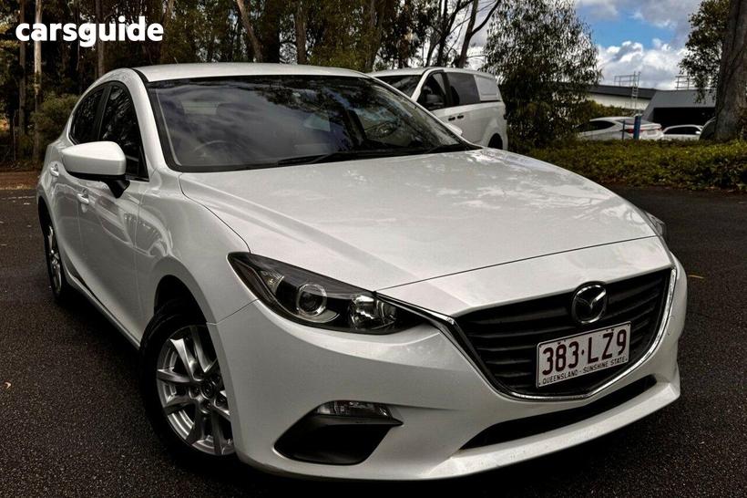White 2014 Mazda 3 Hatchback Maxx