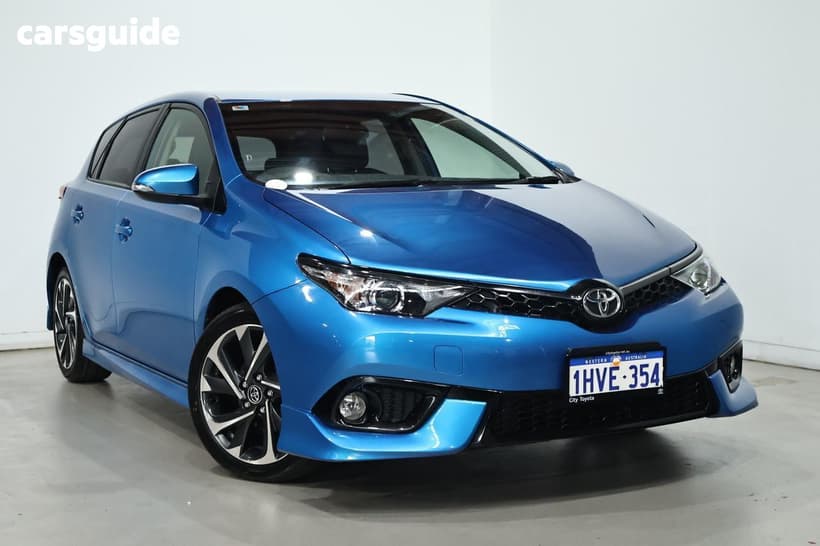 Blue 2015 Toyota Corolla Hatchback Sx