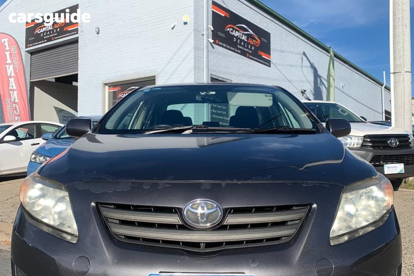 Grey 2008 Toyota Corolla Sedan Ascent