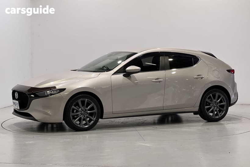 Silver 2022 Mazda 3 Hatchback G20 Evolve Vision
