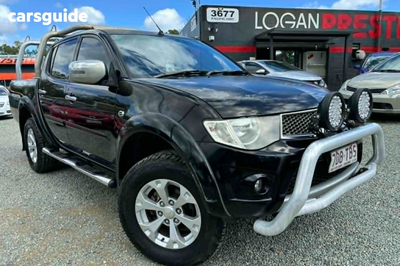 Black 2013 Mitsubishi Triton Double Cab Utility Glx-R (4X4)