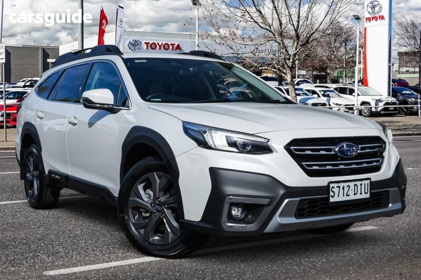 White 2022 Subaru Outback Wagon Awd