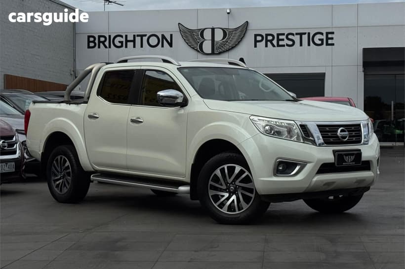 White 2018 Nissan Navara Dual Cab Pick-up St-X (4X2)