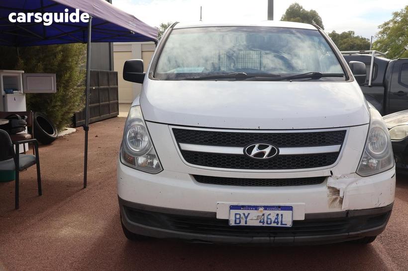 White 2015 Hyundai Iload Van
