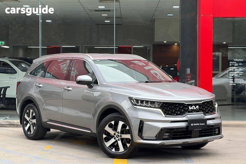 Grey 2022 Kia Sorento Wagon Sport 7 Seat