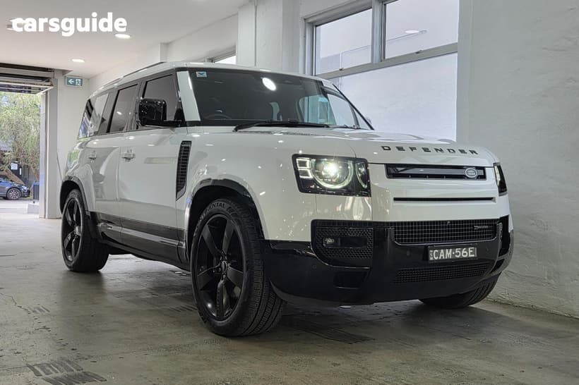 White 2023 Land Rover Defender Wagon 110 D300 X-Dynamic Hse (220Kw)