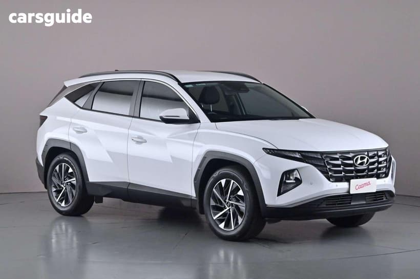White 2022 Hyundai Tucson Wagon Elite (Awd)